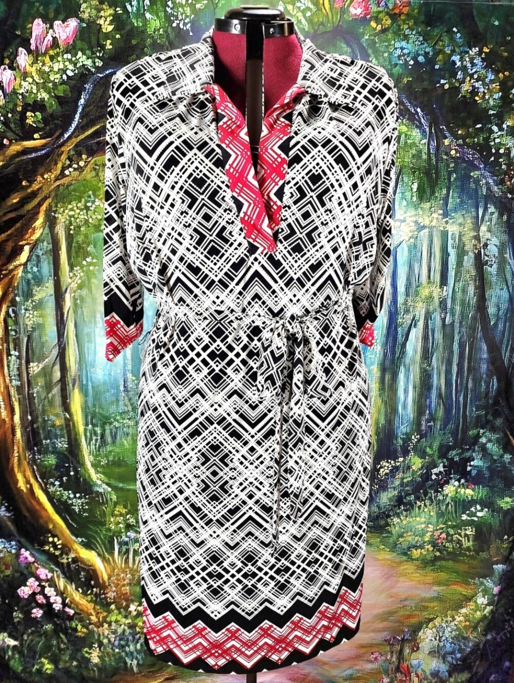 🛑🖤  MLLE GABRIELLE Geometric With Red Accents Waist Sash 2X